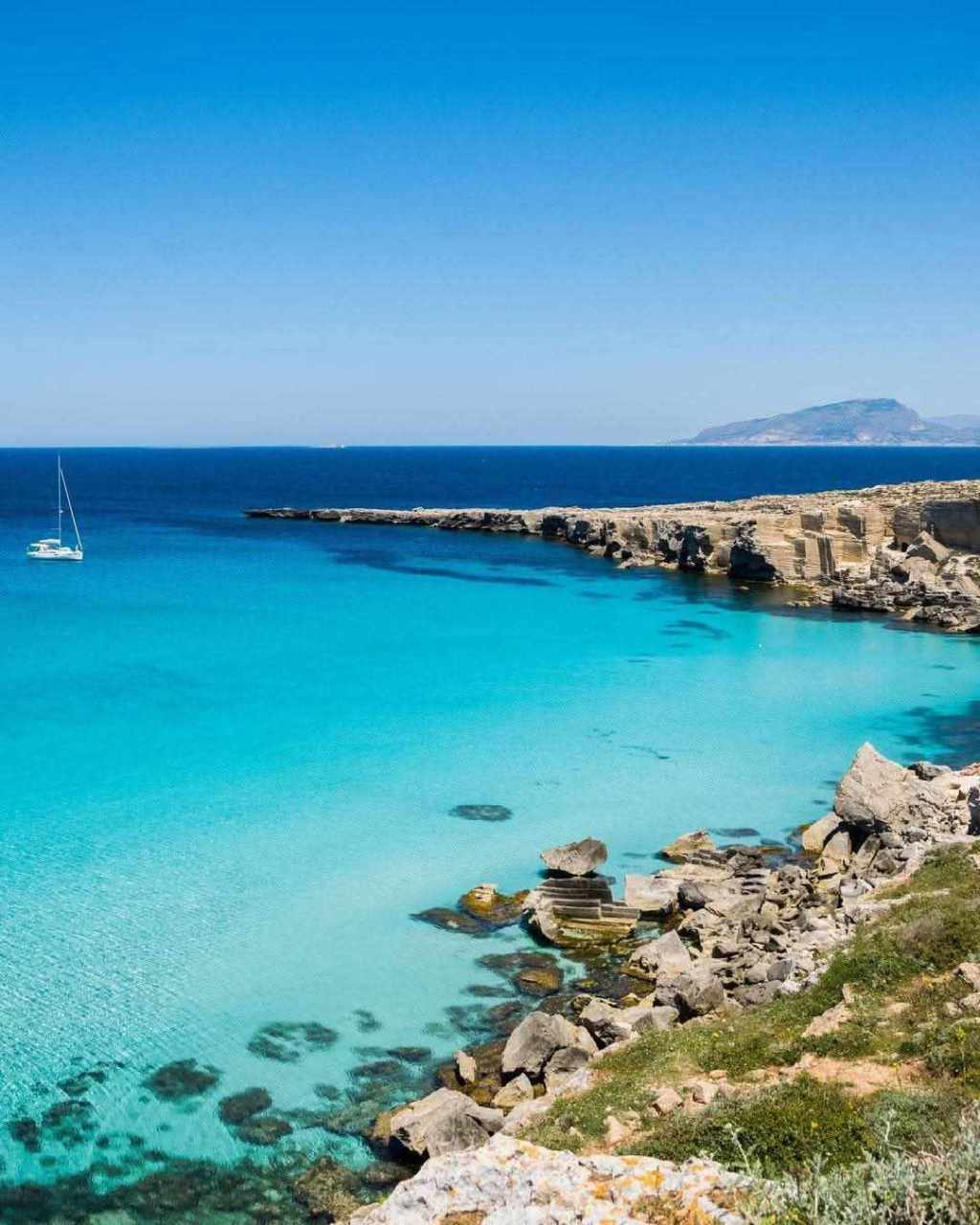 Favignana ( Egadský&nbsp;ostrov)