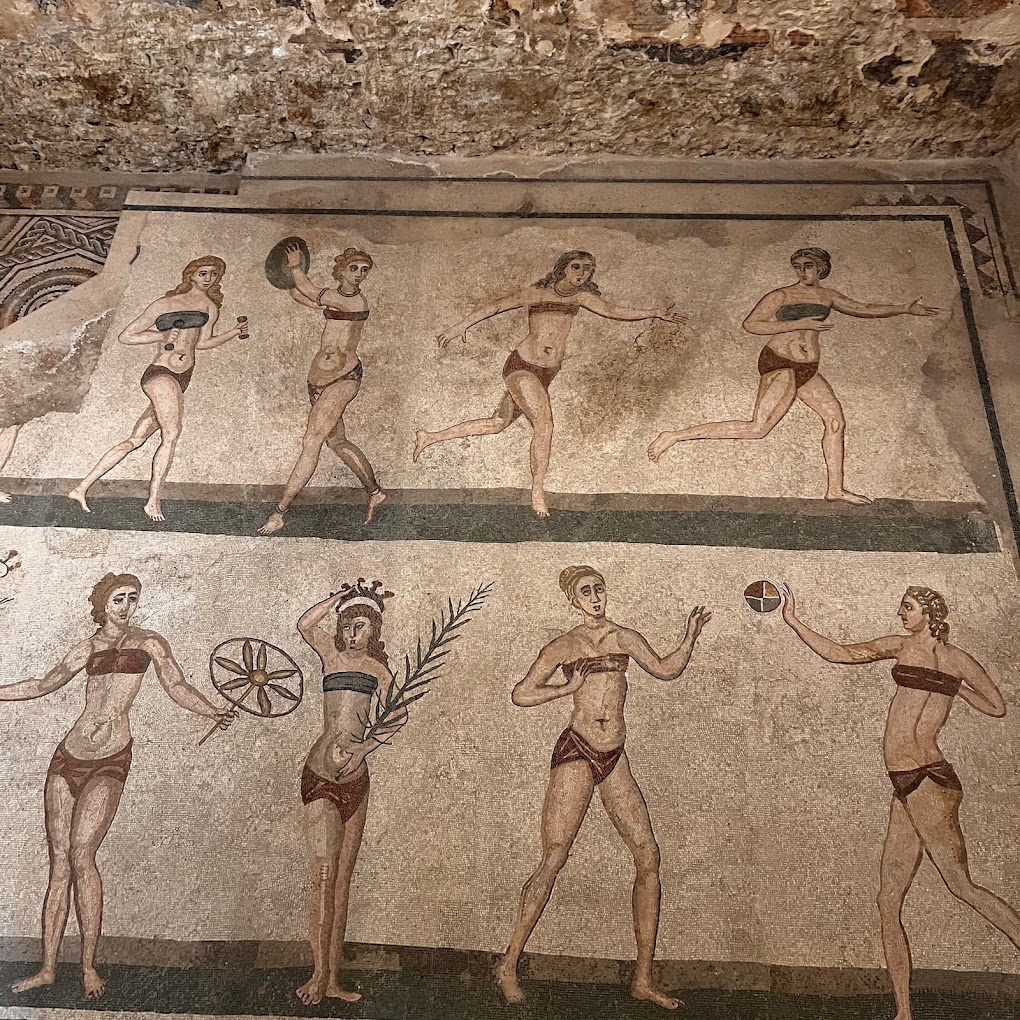 VILLA ROMANA SKVOST – Který musíte vidět. PAMÁTKA UNESCO